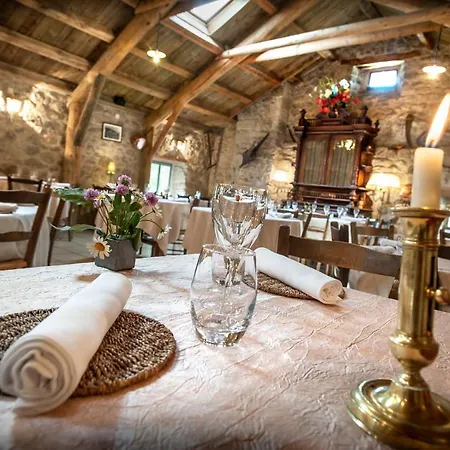 Logis Restaurant De La Poste Et La Grange Detente, Espace Bien-etre Châteauneuf-de-Randon