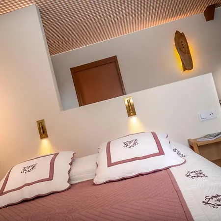 Hotel Logis Restaurant De La Poste Et La Grange Detente, Espace Bien-etre 3*