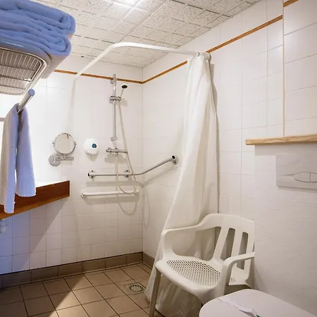 Hotel Restaurant De La Poste Et La Grange Détente, Espace Bien-être Châteauneuf-de-Randon
