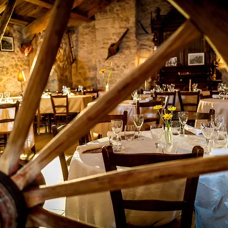 Logis Restaurant De La Poste Et La Grange Detente, Espace Bien-etre