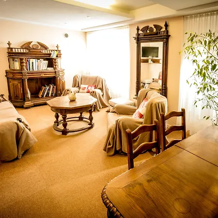 Logis Restaurant De La Poste Et La Grange Detente, Espace Bien-etre 3* Châteauneuf-de-Randon
