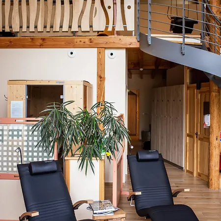 Отель Logis Restaurant De La Poste Et La Grange Detente, Espace Bien-etre Chateauneuf-de-Randon