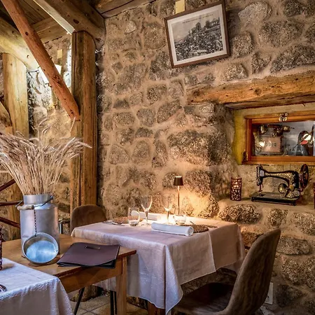 Logis Restaurant De La Poste Et La Grange Detente, Espace Bien-etre 3*