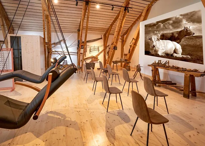 Logis Restaurant De La Poste Et La Grange Detente, Espace Bien-etre Chateauneuf-de-Randon