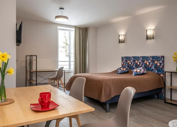 Logis Restaurant De La Poste Et La Grange Detente, Espace Bien-etre Hotel 3*